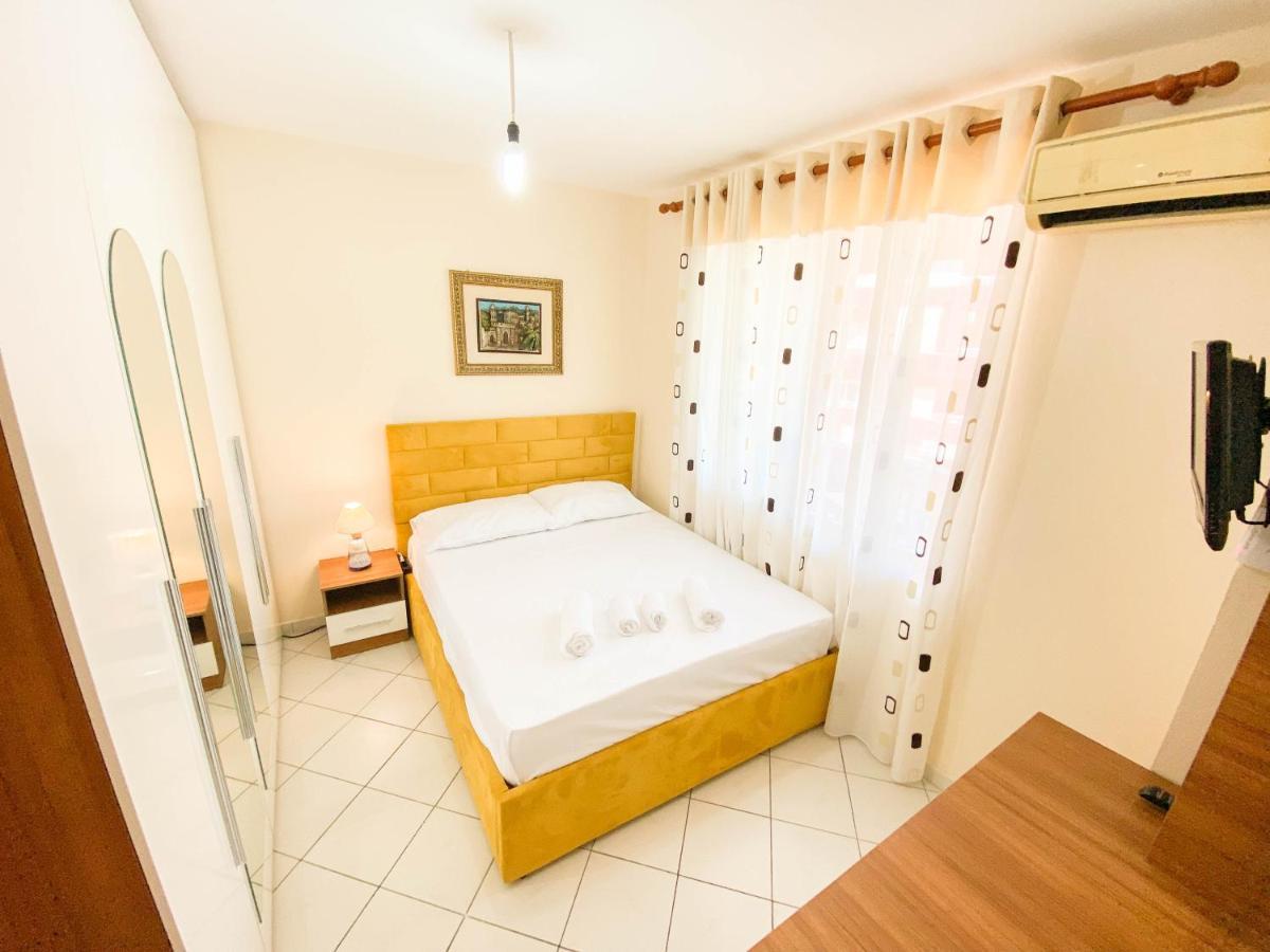 Comfortable Golem (Tirana)